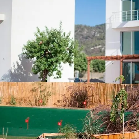 Joya Cyprus Manzara Penthouse בית נופש